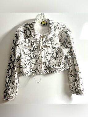 Snakeskin Print Cropped Jacket by Love Highlight Size L Large